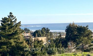 Pichilemu, Casa con maravillosa vista en sector residencial