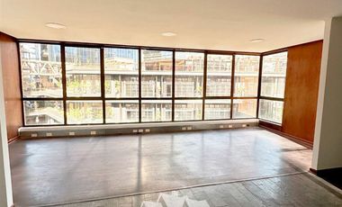 Oficina en Arriendo en Encomenderos / El Bosque Norte / Metro Tobalaba