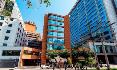 Oficina en Arriendo en Encomenderos / El Bosque Norte / Metro Tobalaba