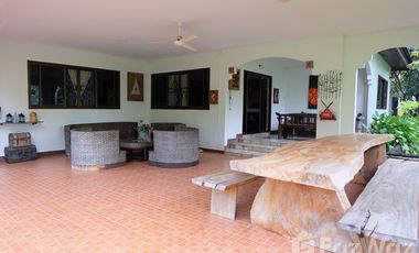 6 Bedroom House for sale in Luang Nuea, Chiang Mai