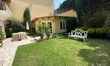 HERMOSA CASA EN ALQUILER CON 4 DORMITORIOS Y BUEN JARDIN EN SAN ISIDRO