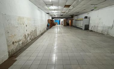 Sánchez de Loria 700  Depósito c/ vivienda en lote propio 8,37 x 61mts. T512m².