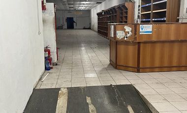 Sánchez de Loria 700  Depósito c/ vivienda en lote propio 8,37 x 61mts. T512m².