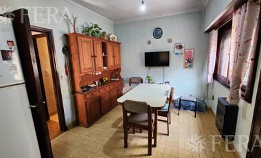 Venta de PH 3 ambientes con cochera en Bernal