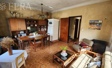 Venta de PH 3 ambientes con cochera en Bernal