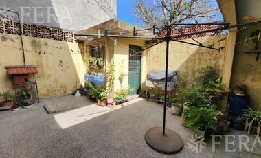 Venta de PH 3 ambientes con cochera en Bernal
