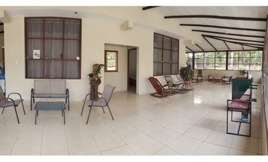 CASA DE CAMPO FAMILIAR EN SAN ANTONIO DE CUMBAZA