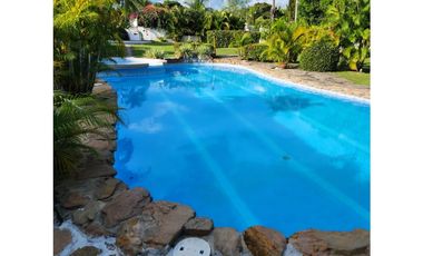 SE ALQUILA CASA AMOBLADA EN CORONADO