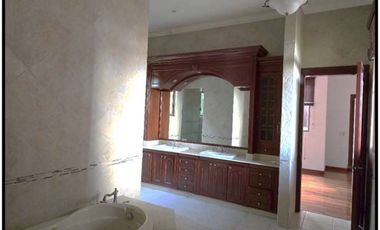 VENTA DE HERMOSA CASA EN BOQUETE (OF)
