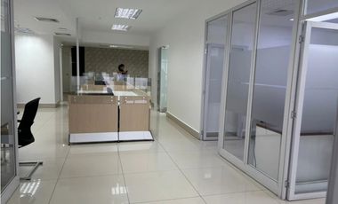 ALQUILO OFICINA EN AVENIDA BALBOA