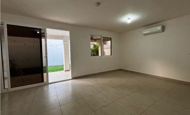 CASA EN VENTA O ALQUILER, BOSQUES DEL PACFICO, PANAM PACFICO
