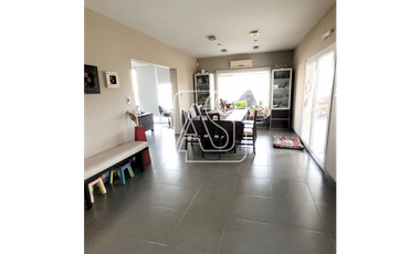 Casa Residencial COMAHUE