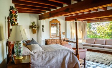 CASA EN VENTA EN LA PEÑA CON VISTA  Y ACCESO AL LAGO