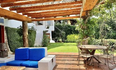 CASA EN VENTA EN LA PEÑA CON VISTA  Y ACCESO AL LAGO