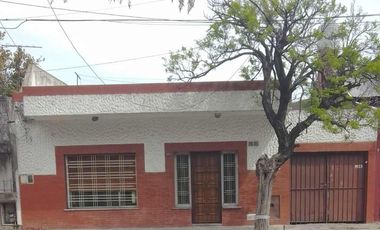 Casa para 2 Familias en venta en Monte Chingolo
