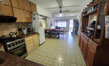 Casa en venta en Bernal Oeste