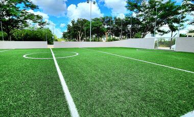 Casa en venta en privada Aire Puro, Mérida con piscina