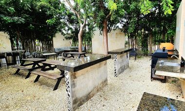 Casa en venta en privada Aire Puro, Mérida con piscina