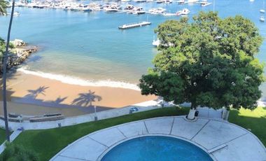 Se vende departamento en el condominio  los Cocos con playa y muelle privado en Acapulco
