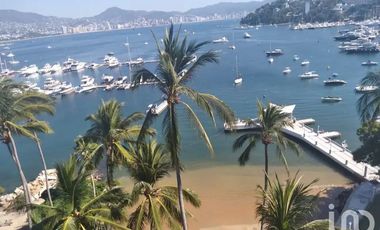 Se vende departamento en el condominio  los Cocos con playa y muelle privado en Acapulco