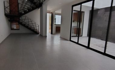 Venta de casa 18 en Fraccionamiento en Coatepec
