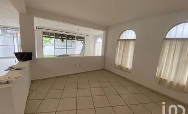 HERMOSA CASA EN AJIJIC