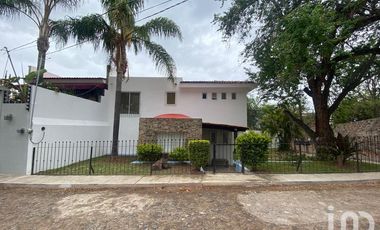 HERMOSA CASA EN AJIJIC