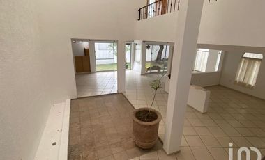 HERMOSA CASA EN AJIJIC
