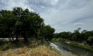 Gran Terreno en Renta en excelente ubicación