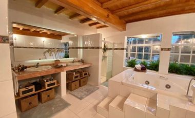 Hacienda en venta en Santa Ana Jilotzingo Edo. de México