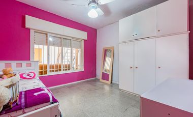 VENTA/PERMUTA - Casa - 3 dormitorio con jardín - Villa Gobernador Gálvez