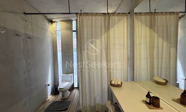 CASA EN VENTA CON VISTA AL LAGO
