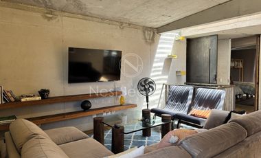 CASA EN VENTA CON VISTA AL LAGO