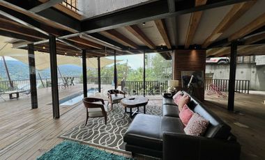 CASA EN VENTA CON VISTA AL LAGO