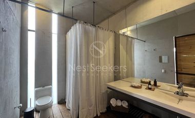 CASA EN VENTA CON VISTA AL LAGO