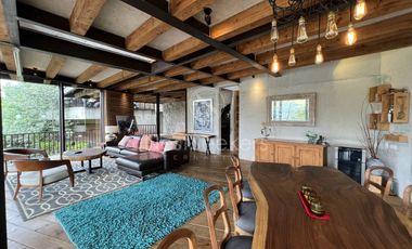 CASA EN VENTA CON VISTA AL LAGO