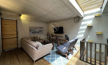 CASA EN VENTA CON VISTA AL LAGO