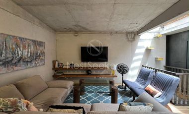 CASA EN VENTA CON VISTA AL LAGO