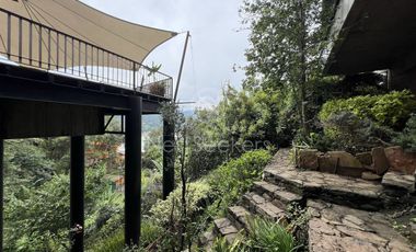 CASA EN VENTA CON VISTA AL LAGO