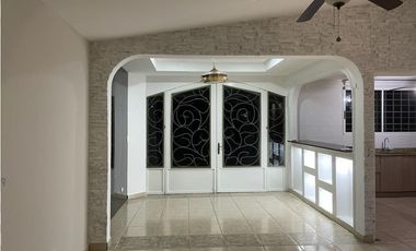 Se Vende Casa - Brisas del Golf