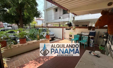 Alquila Casa Comercial en Zona Comercial/ San Francisco 400 Mts2