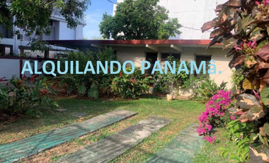 Alquila Casa Comercial en Zona Comercial/ San Francisco 400 Mts2