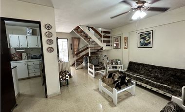 Se VENDE Casa Tipo Dúplex en Altos de Miraflores, Betania, Panamá