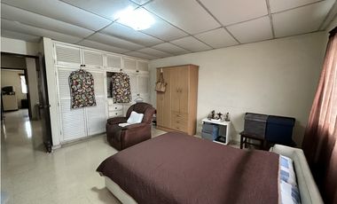 Se VENDE Casa Tipo Dúplex en Altos de Miraflores, Betania, Panamá