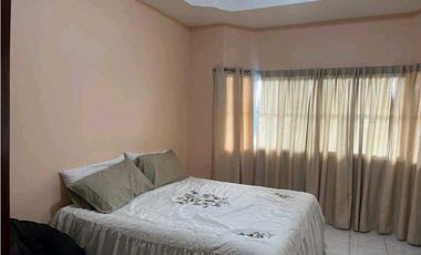 VENDO CASA EN SANTIAGO DE VERAGUAS CON PISCINA