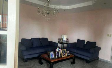 VENDO CASA EN SANTIAGO DE VERAGUAS CON PISCINA