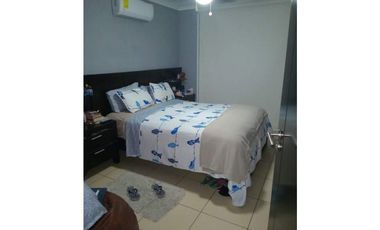 SE VENDE HERMOSO APARTAMENTO CENTRICO EN DOS MARES YL