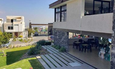 VENTA DE CASAS EN ZIBATA ESTILO MEXICANO MODERNO