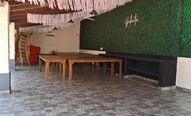 PROPIEDAD EN VENTA CON TERRAZA Y LOCALES COMERCIAL