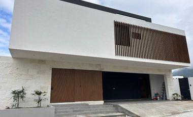 CASA EN VENTA BOSQUES DE LAS MISIONES (AMA)